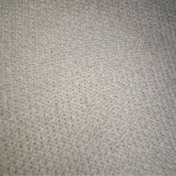 Fab'rik Women's Textured Cream Knit Top - Picture 5 of 5